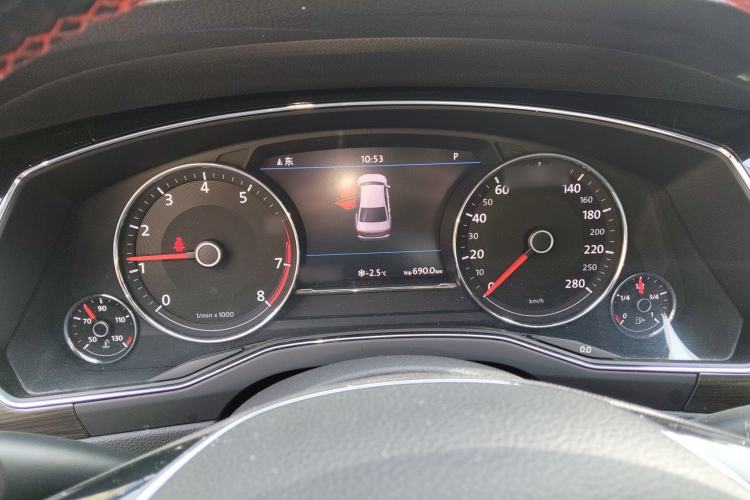 Used Volkswagen Phideon 2019 380TSI Two-Wheel Drive Business Edition China VI Standard Instrument Cluster