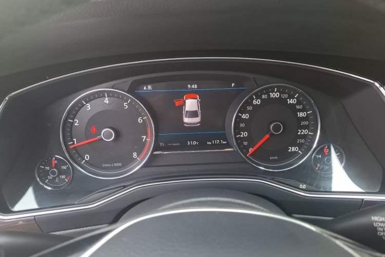 Used Volkswagen Phideon 2019 380TSI Two-Wheel Drive Business Edition China VI Standard Instrument Cluster