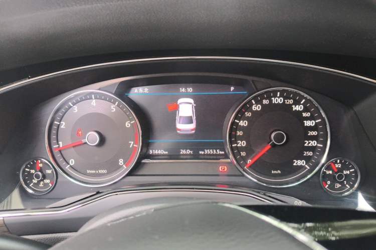 Used Volkswagen Phideon 2019 380TSI Two-Wheel Drive Business Edition China VI Standard Instrument Cluster