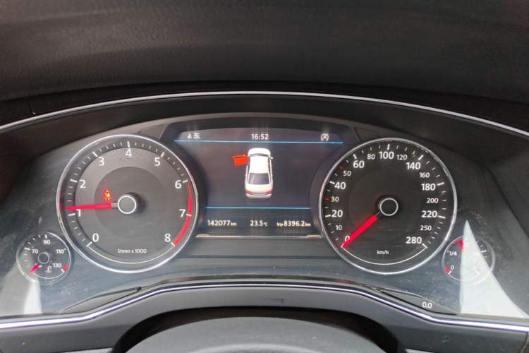 Used Volkswagen Phideon 2019 380TSI Two-Wheel Drive Business Edition China VI Standard Instrument Cluster