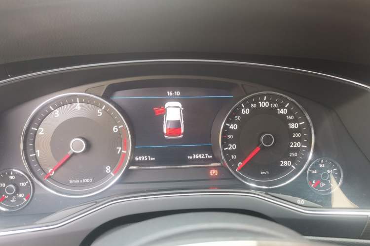 Used Volkswagen Phideon 2019 380TSI Two-Wheel Drive Business Edition China VI Standard Instrument Cluster