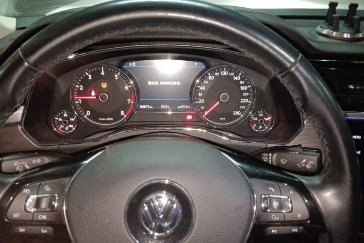 Used Volkswagen Phideon 2019 380TSI Two-Wheel Drive Business Edition China VI Standard Instrument Cluster