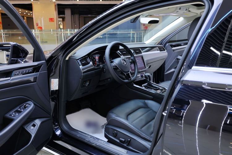 Used Volkswagen Phideon 2019 380TSI Two-Wheel Drive Business Edition China VI Standard Interior 1