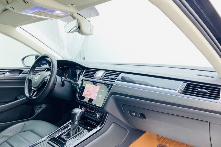 Used Volkswagen Phideon 2019 380TSI Two-Wheel Drive Business Edition China VI Standard Interior 5