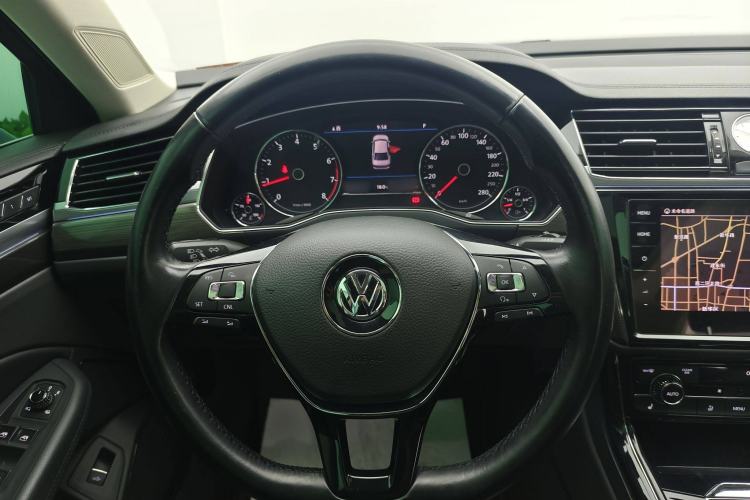 Used Volkswagen Phideon 2019 380TSI Two-Wheel Drive Business Edition China VI Standard Interior 8