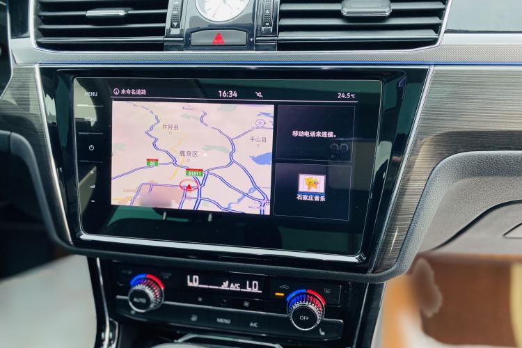 Used Volkswagen Phideon 2019 380TSI Two-Wheel Drive Business Edition China VI Standard Interior 9
