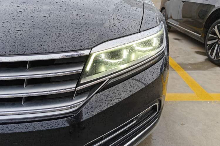 Used Volkswagen Phideon 2019 380TSI Two-Wheel Drive Business Edition China VI Standard Left Front Headlight