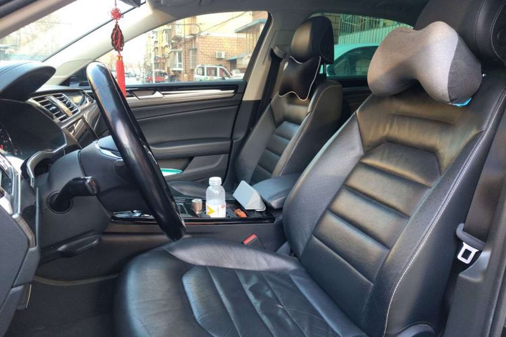 Used Volkswagen Phideon 2019 380TSI Two-Wheel Drive Business Edition China V Standard Left Front Seat