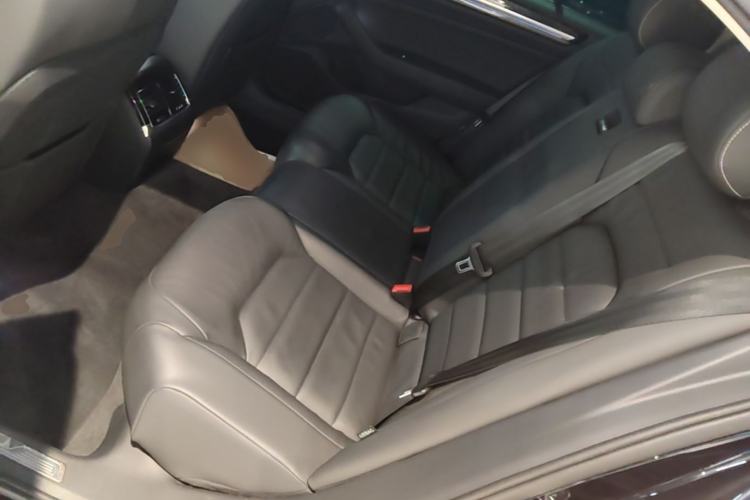 Used Volkswagen Phideon 2019 380TSI Two-Wheel Drive Business Edition China VI Standard Left Rear Seat
