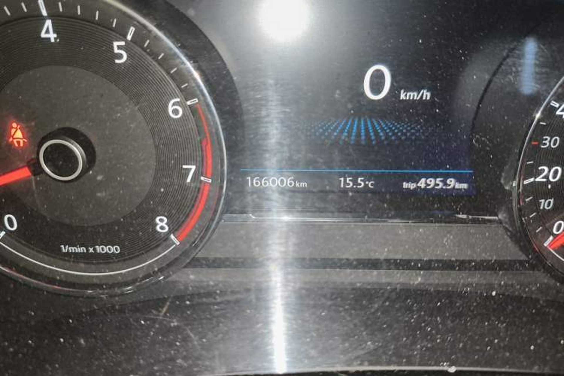 Used Volkswagen Phideon 2019 380TSI Two-Wheel Drive Business Edition China V Standard Odometer Close Up