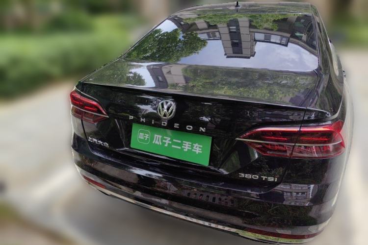 Used Volkswagen Phideon 2019 380TSI Two-Wheel Drive Business Edition China VI Standard Rear