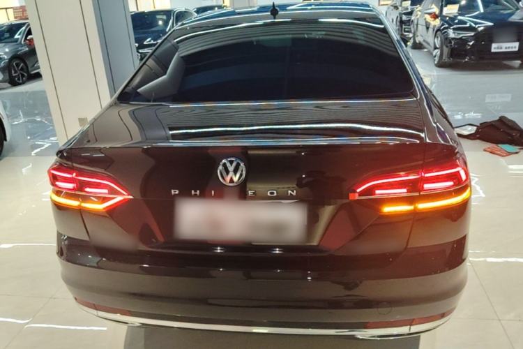 Used Volkswagen Phideon 2019 380TSI Two-Wheel Drive Business Edition China VI Standard Rear