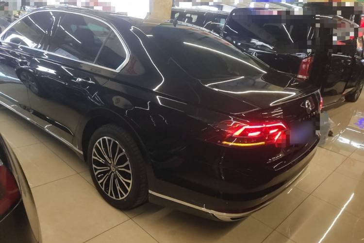 Used Volkswagen Phideon 2019 380TSI Two-Wheel Drive Business Edition China V Standard Rear Left 45 Deg