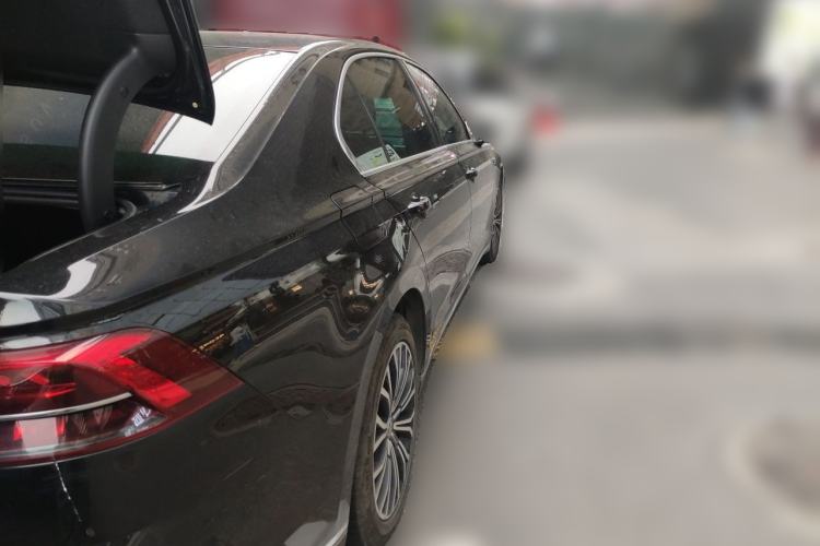 Used Volkswagen Phideon 2019 380TSI Two-Wheel Drive Business Edition China VI Standard Rear Left 45 Deg