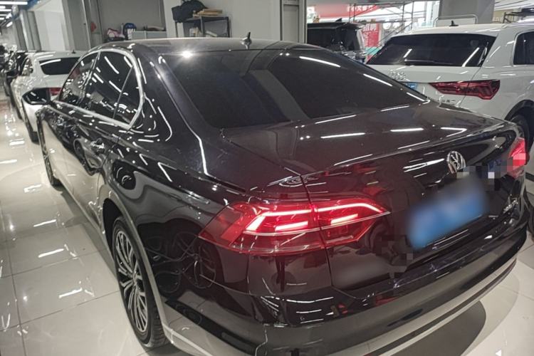 Used Volkswagen Phideon 2019 380TSI Two-Wheel Drive Business Edition China VI Standard Rear Left 45 Deg