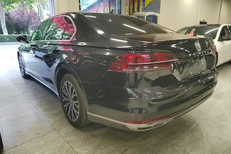 Used Volkswagen Phideon 2019 380TSI Two-Wheel Drive Business Edition China V Standard Rear Left 45 Deg