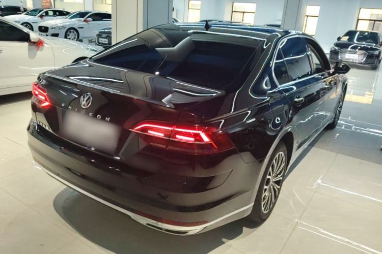 Used Volkswagen Phideon 2019 380TSI Two-Wheel Drive Business Edition China VI Standard Rear Right 45 Deg