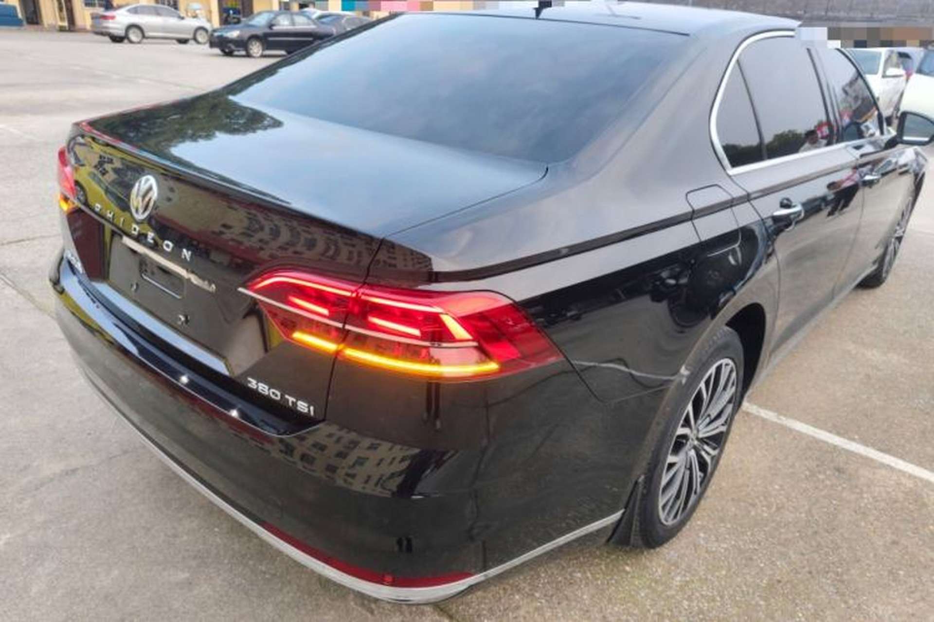 Used Volkswagen Phideon 2019 380TSI Two-Wheel Drive Business Edition China VI Standard Rear Right 45 Deg