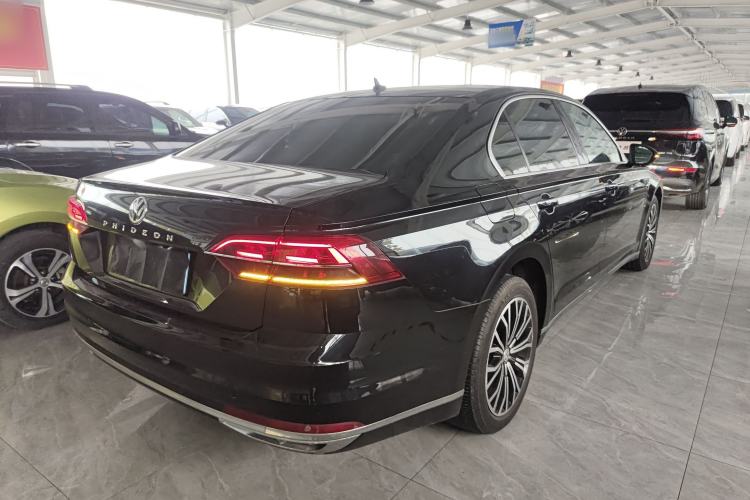 Used Volkswagen Phideon 2019 380TSI Two-Wheel Drive Business Edition China VI Standard Rear Right 45 Deg