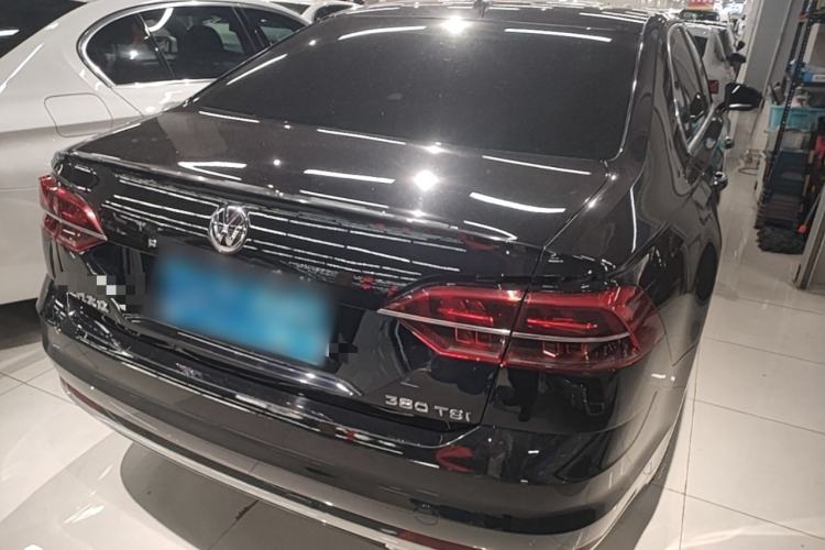 Used Volkswagen Phideon 2019 380TSI Two-Wheel Drive Business Edition China VI Standard Rear Right 45 Deg