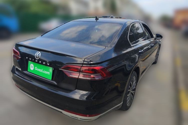 Used Volkswagen Phideon 2019 380TSI Two-Wheel Drive Business Edition China V Standard Rear Right 45 Deg