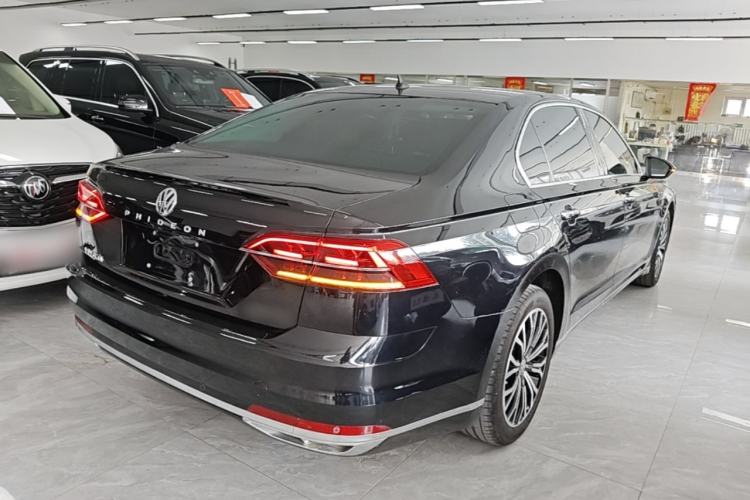 Used Volkswagen Phideon 2019 380TSI Two-Wheel Drive Business Edition China VI Standard Rear Right 45 Deg