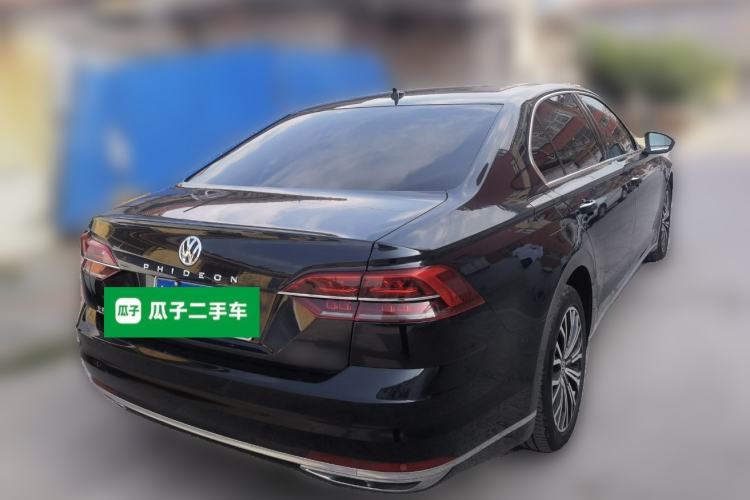 Used Volkswagen Phideon 2019 380TSI Two-Wheel Drive Business Edition China VI Standard Rear Right 45 Deg