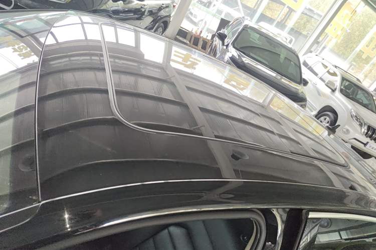 Used Volkswagen Phideon 2019 380TSI Two-Wheel Drive Business Edition China VI Standard Roof