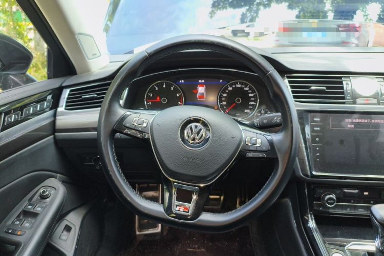 Used Volkswagen Phideon 2019 380TSI Two-Wheel Drive Business Edition China VI Standard Steering Wheel
