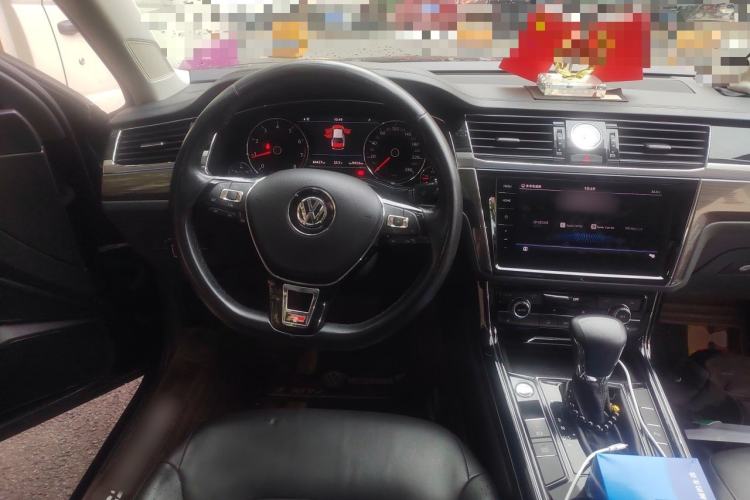 Used Volkswagen Phideon 2019 380TSI Two-Wheel Drive Business Edition China VI Standard Steering Wheel