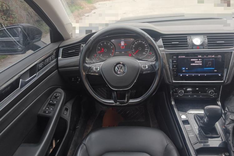 Used Volkswagen Phideon 2019 380TSI Two-Wheel Drive Business Edition China VI Standard Steering Wheel