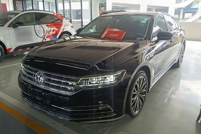 Ojetý Volkswagen Phideon 2019 380TSI Two-Wheel Drive Business Edition China VI Standard