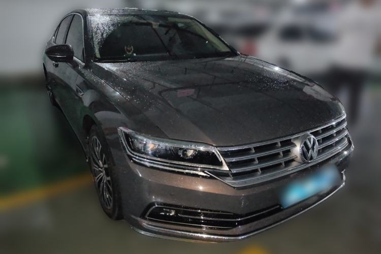 Used Volkswagen Phideon 2019 380TSI Two-Wheel Drive Business Edition China VI Standard Front Right 45 Deg