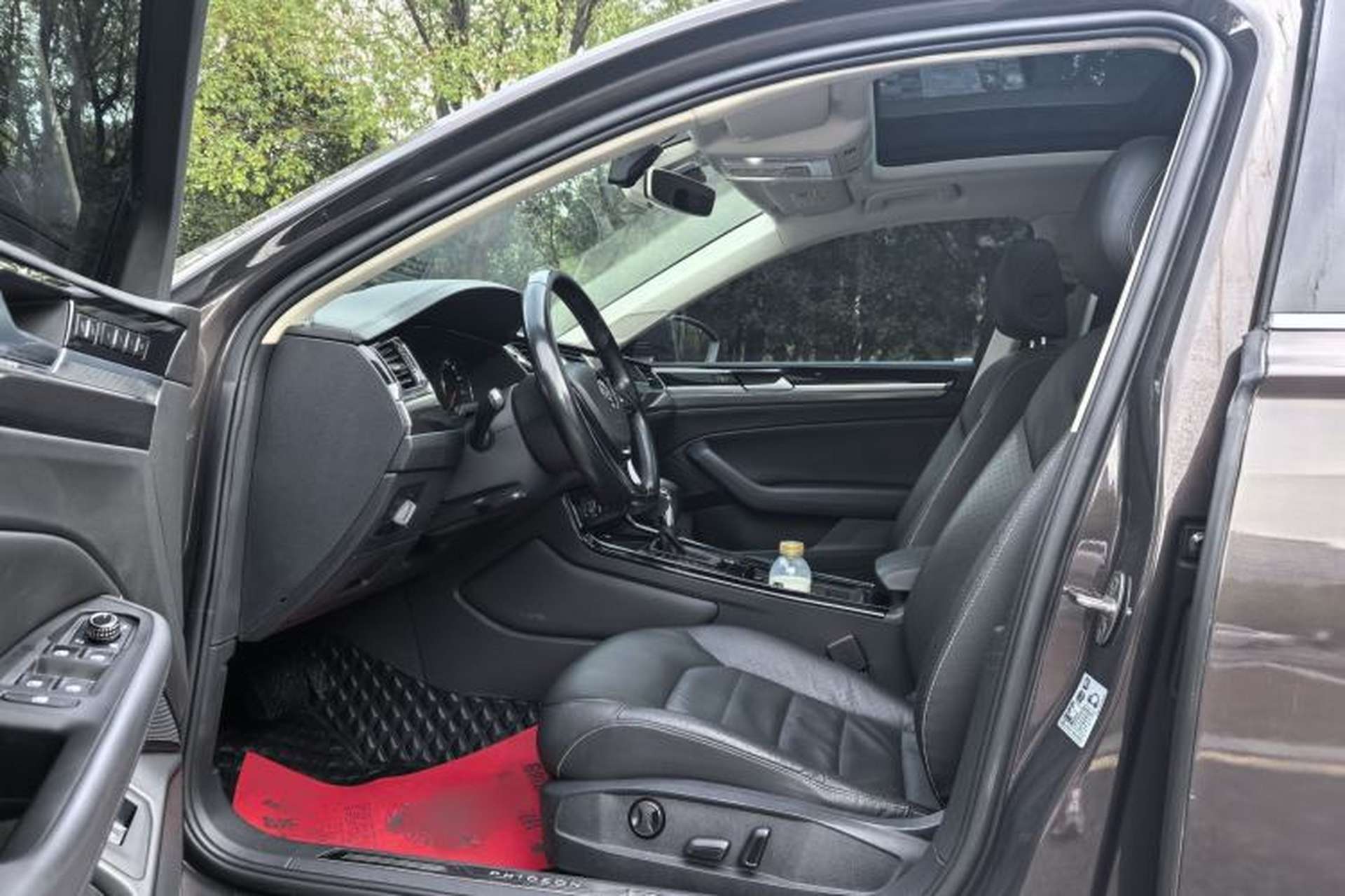 Used Volkswagen Phideon 2019 380TSI Two-Wheel Drive Business Edition China VI Standard Interior 3