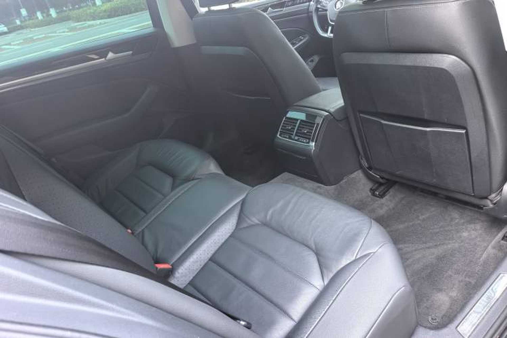 Used Volkswagen Phideon 2019 380TSI Two-Wheel Drive Business Edition China VI Standard Interior 6