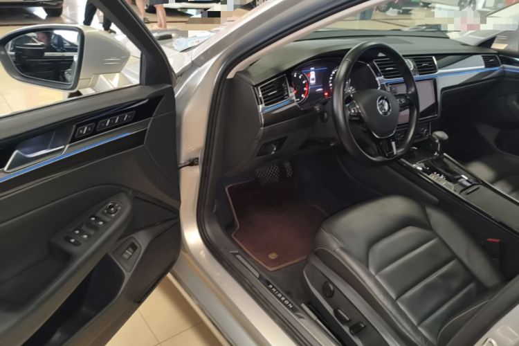 Used Volkswagen Phideon 2019 380TSI Two-Wheel Drive Business Edition China VI Standard Driver Seat