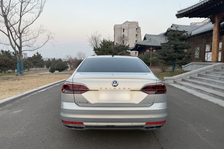 Used Volkswagen Phideon 2019 380TSI Two-Wheel Drive Business Edition China V Standard Exterior 4