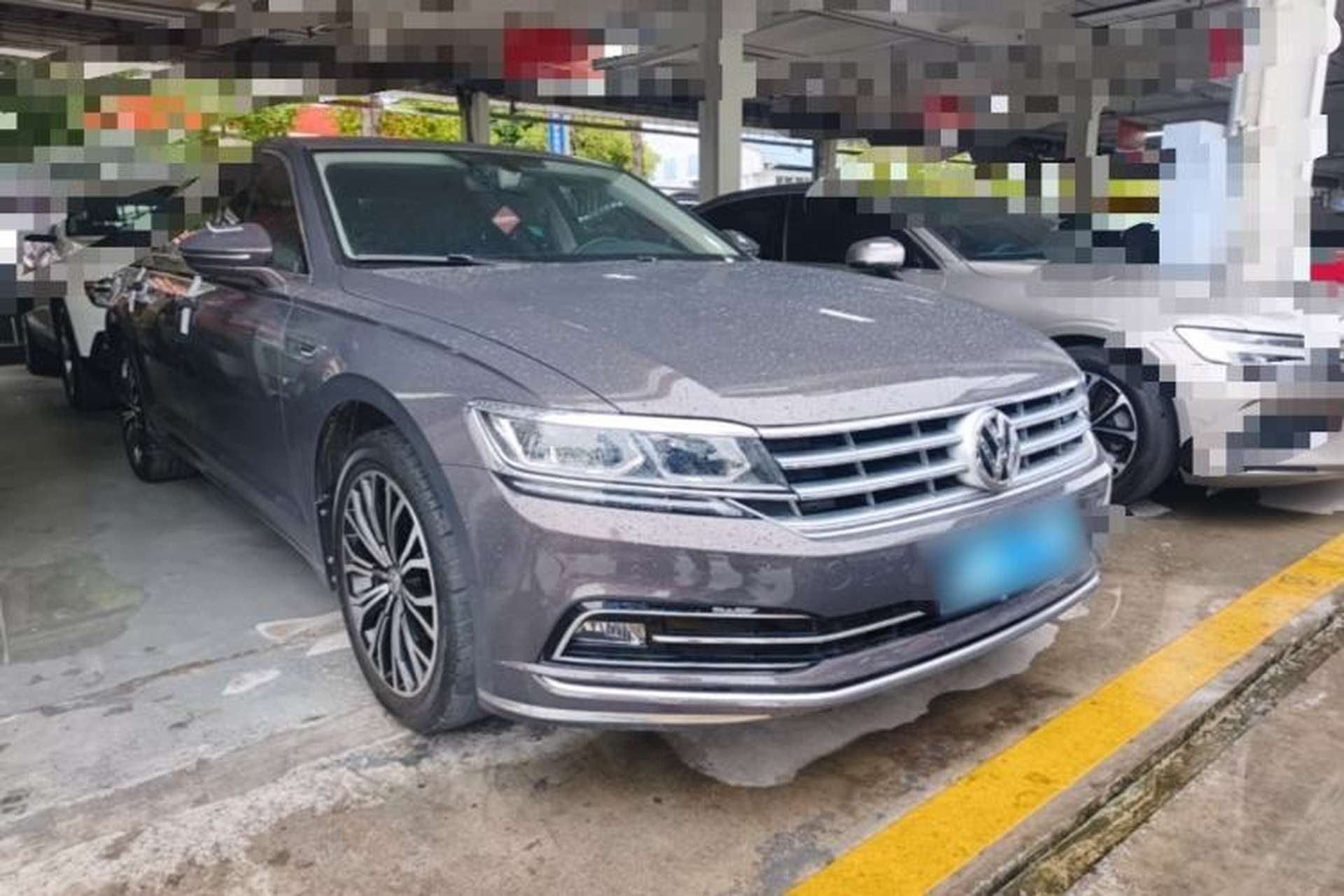 Used Volkswagen Phideon 2019 380TSI Two-Wheel Drive Business Edition China VI Standard Front Right 45 Deg