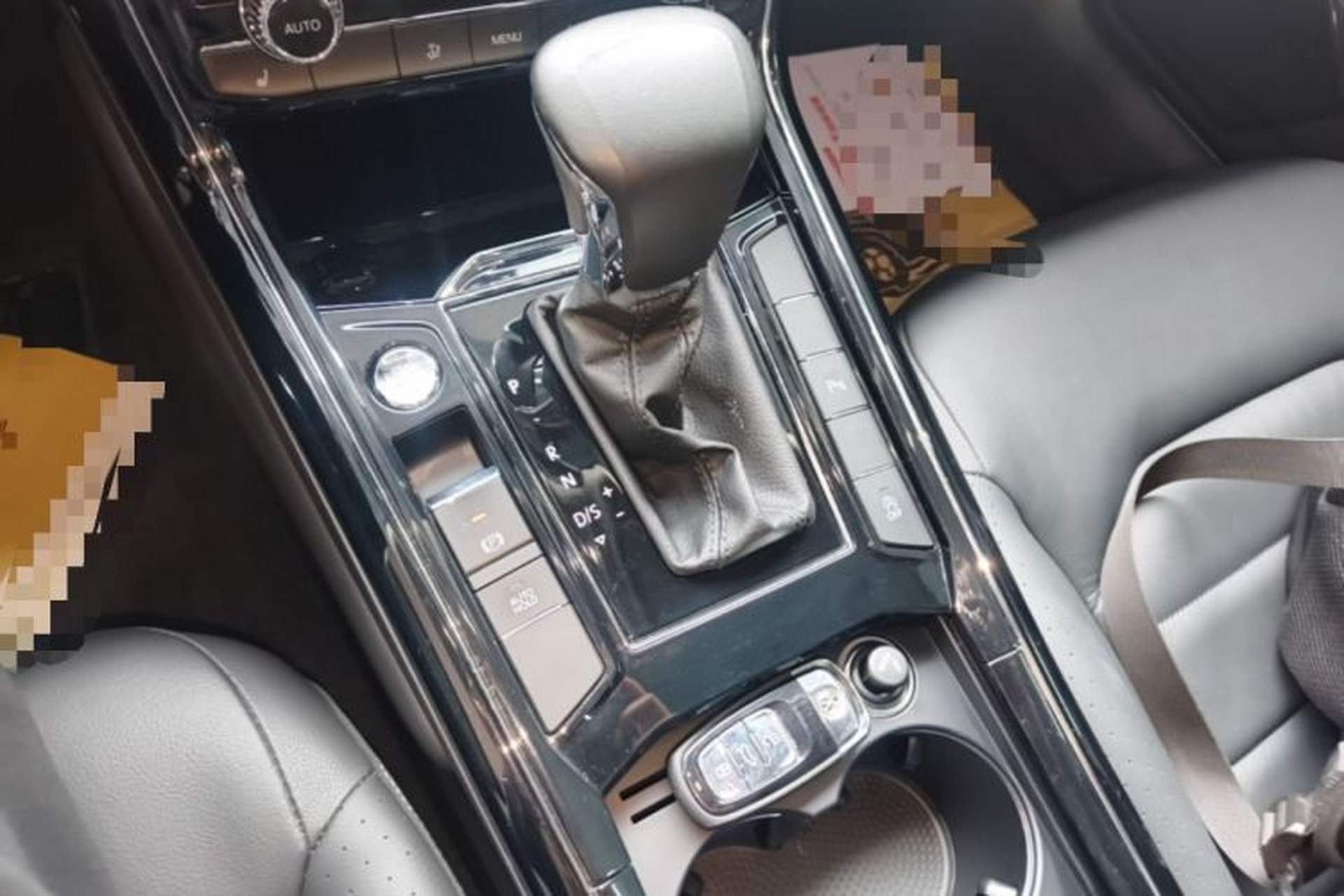 Used Volkswagen Phideon 2019 380TSI Two-Wheel Drive Business Edition China VI Standard Gear Lever