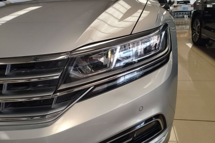 Used Volkswagen Phideon 2019 380TSI Two-Wheel Drive Business Edition China VI Standard Left Front Headlight