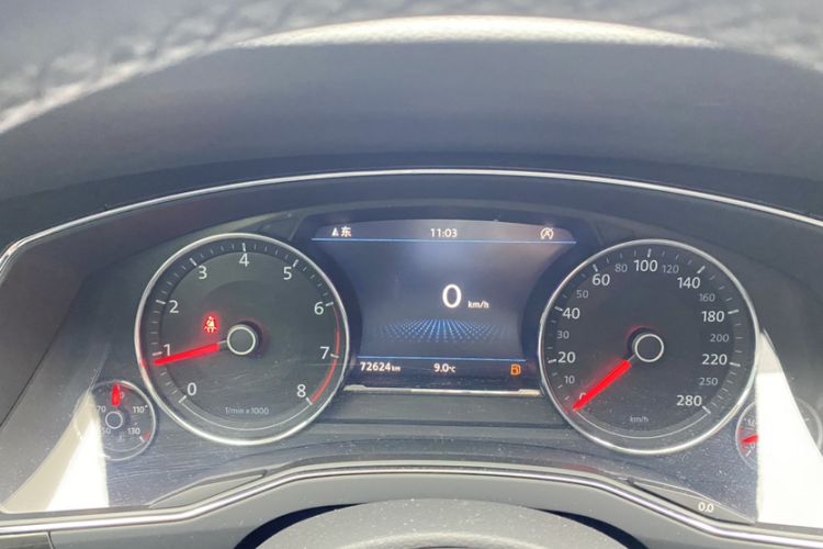 Used Volkswagen Phideon 2019 380TSI Two-Wheel Drive Business Edition China V Standard Odometer Close Up