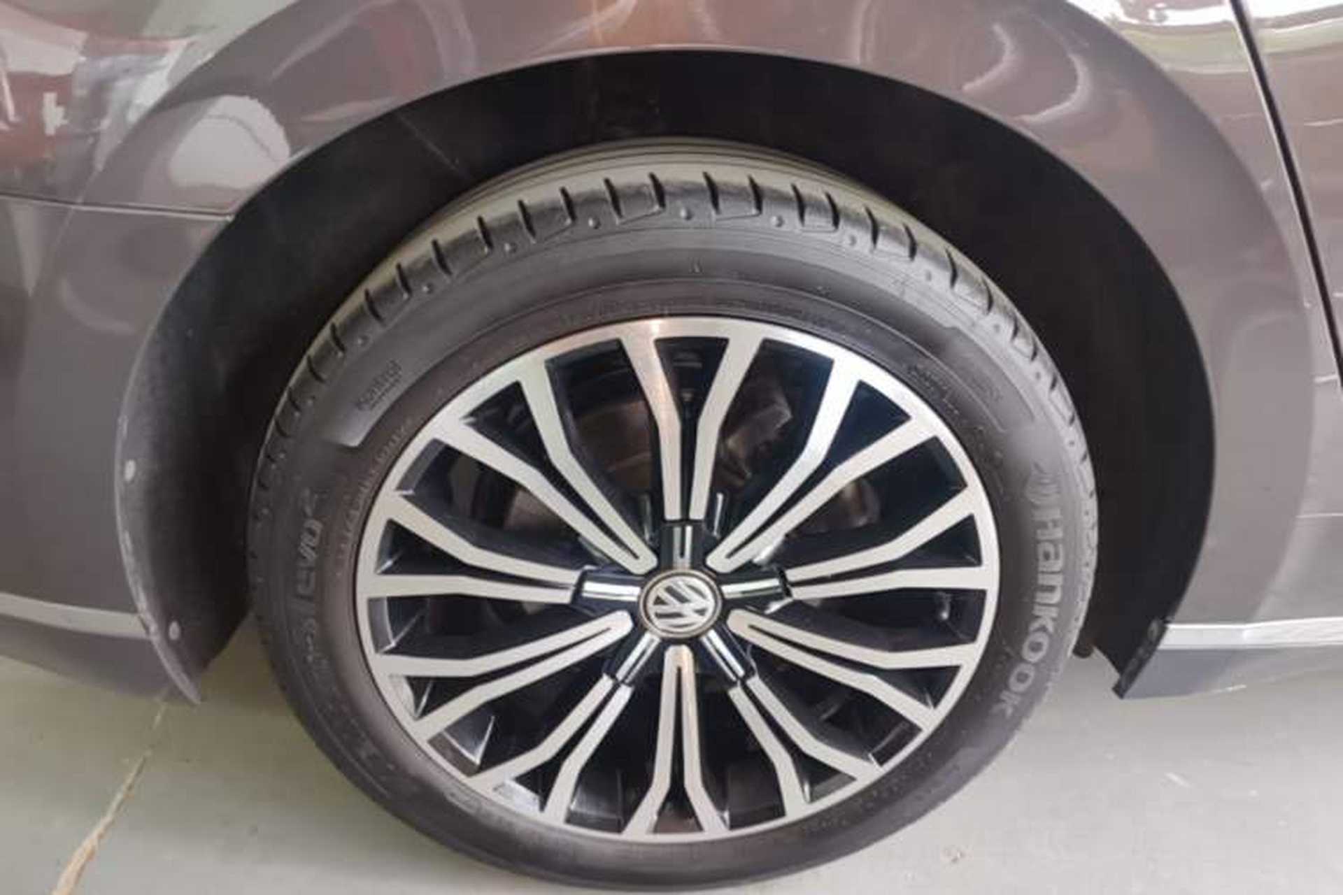 Used Volkswagen Phideon 2019 380TSI Two-Wheel Drive Business Edition China VI Standard Right Rear Wheel Hub