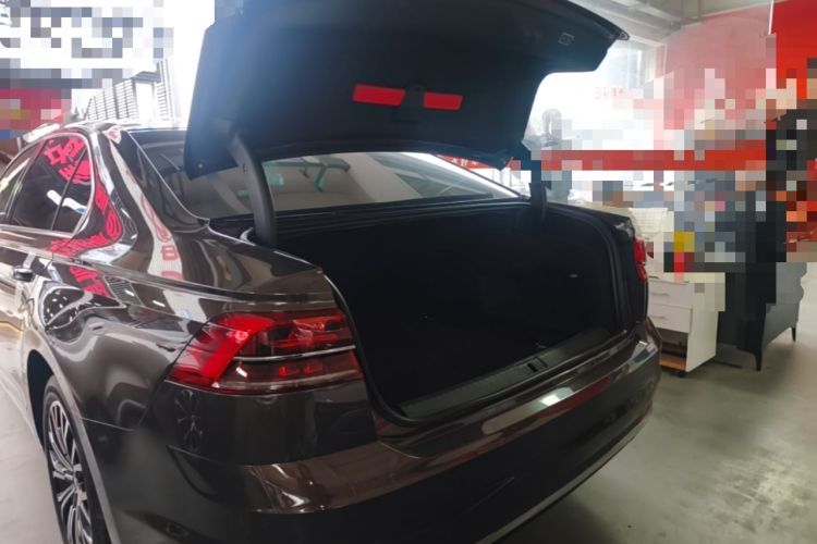 Used Volkswagen Phideon 2019 380TSI Two-Wheel Drive Business Edition China VI Standard Trunk