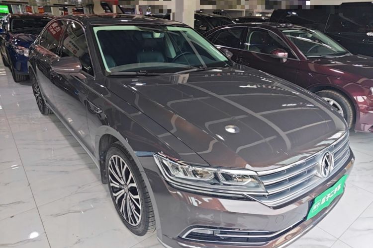 Used Volkswagen Phideon 2019 380TSI Two-Wheel Drive Business Edition China VI Standard Front Right 45 Deg
