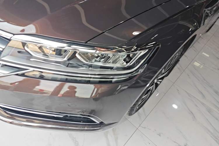 Used Volkswagen Phideon 2019 380TSI Two-Wheel Drive Business Edition China VI Standard Left Front Headlight