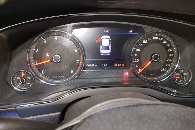Used Volkswagen Phideon 2019 380TSI Two-Wheel Drive Business Edition China VI Standard Instrument Cluster