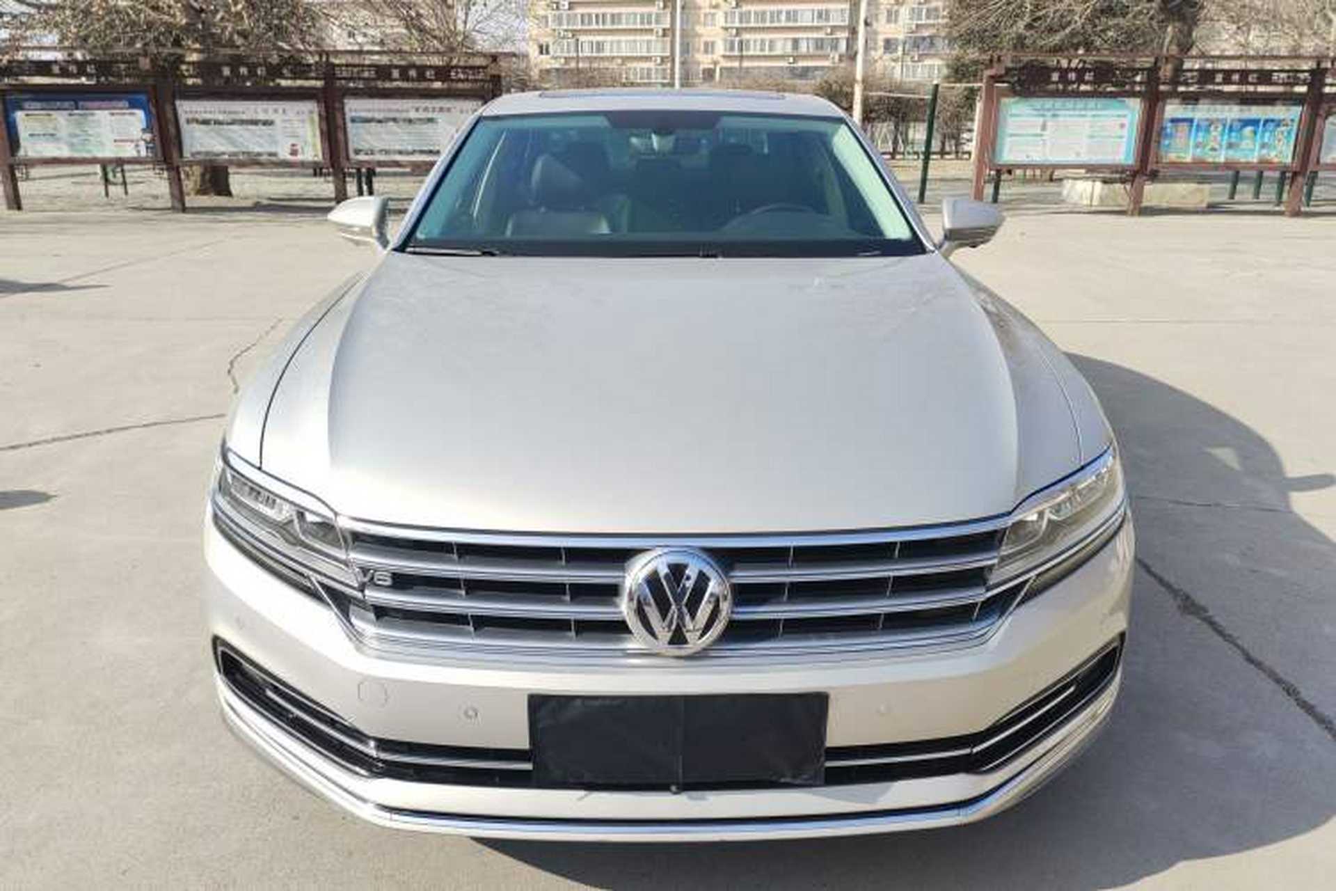 Used Volkswagen Phideon 2019 380TSI Two-Wheel Drive Business Edition China VI Standard Exterior 1
