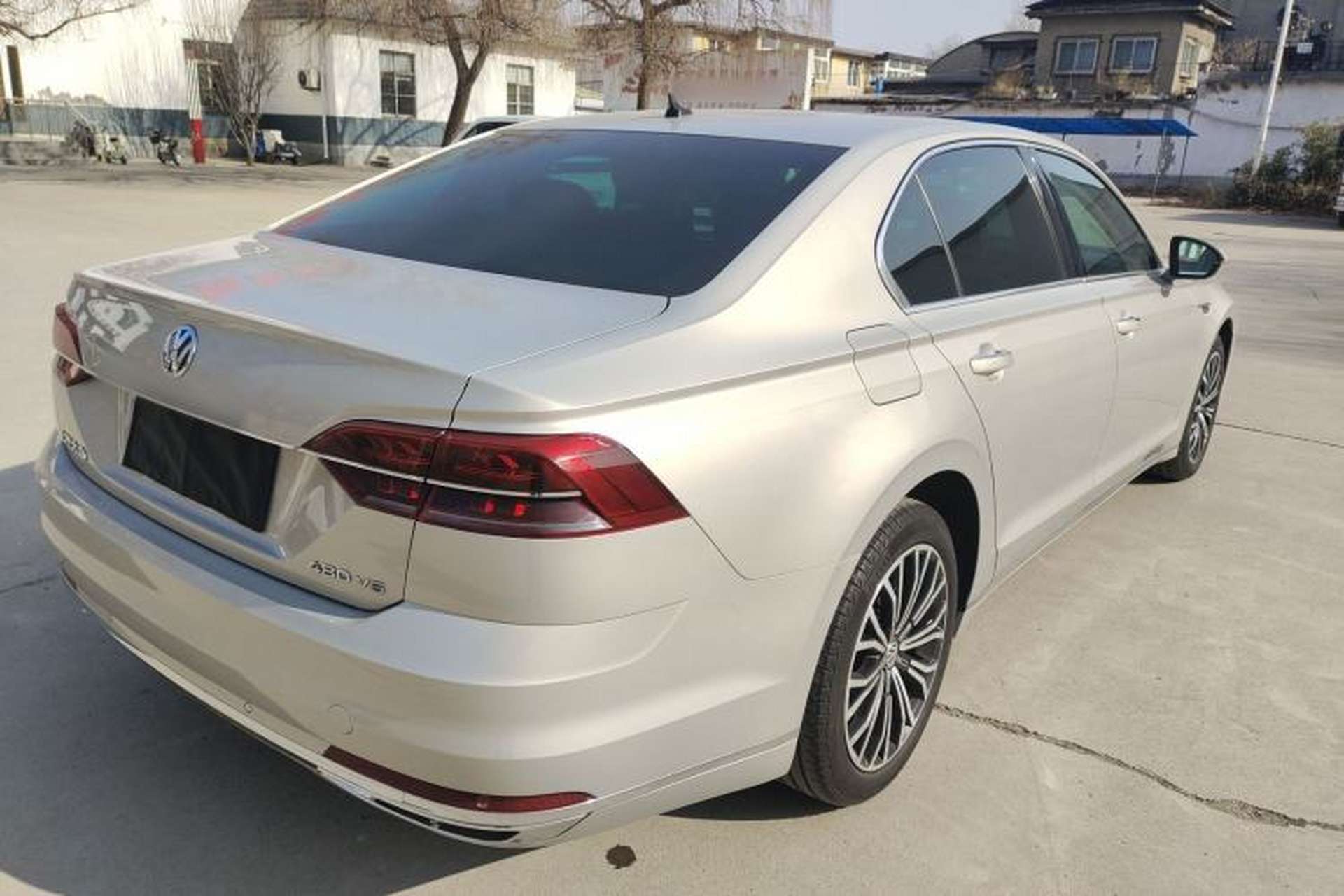 Used Volkswagen Phideon 2019 380TSI Two-Wheel Drive Business Edition China VI Standard Exterior 5