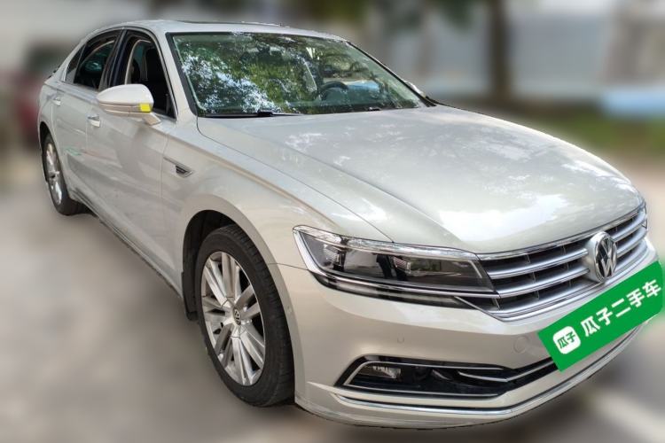Used Volkswagen Phideon 2019 380TSI Two-Wheel Drive Luxury Flagship Version China VI Standard Front Right 45 Deg