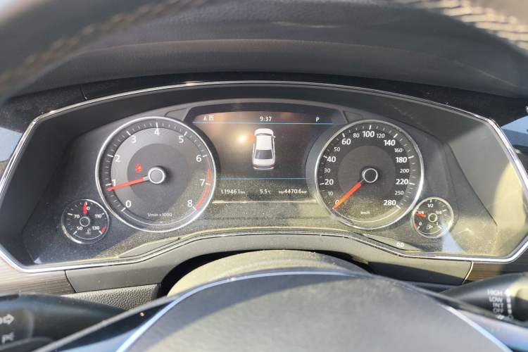 Used Volkswagen Phideon 2019 380TSI Two-Wheel Drive Flagship Version China VI Standard Instrument Cluster